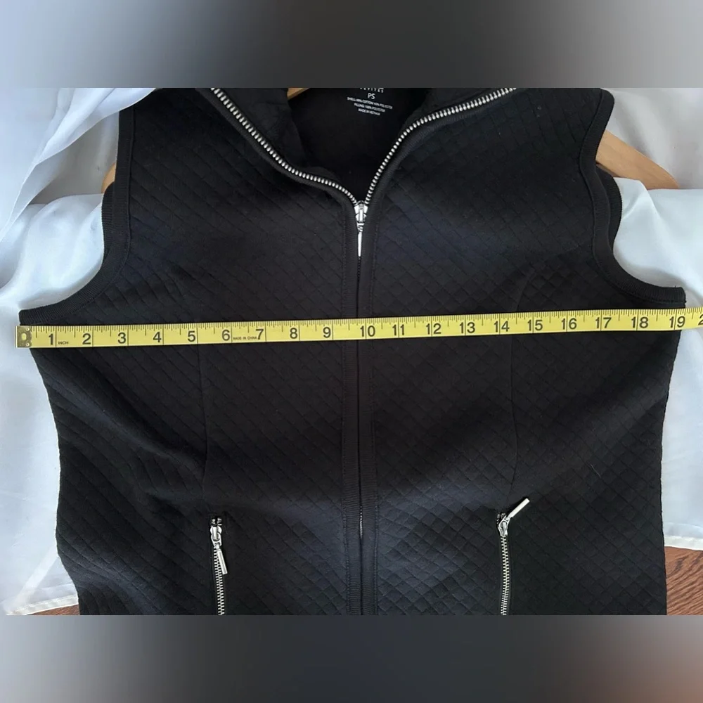 Karen Scott Sport Women’s Black Vest - Picture 7 of 7